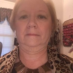 Meet your Posher, Billie pegram